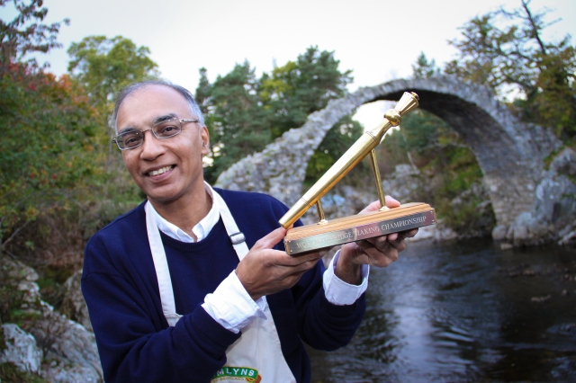 Golden Spurtle held (and won) by Dr. Izhar Khan of Aberdeen, Scotland